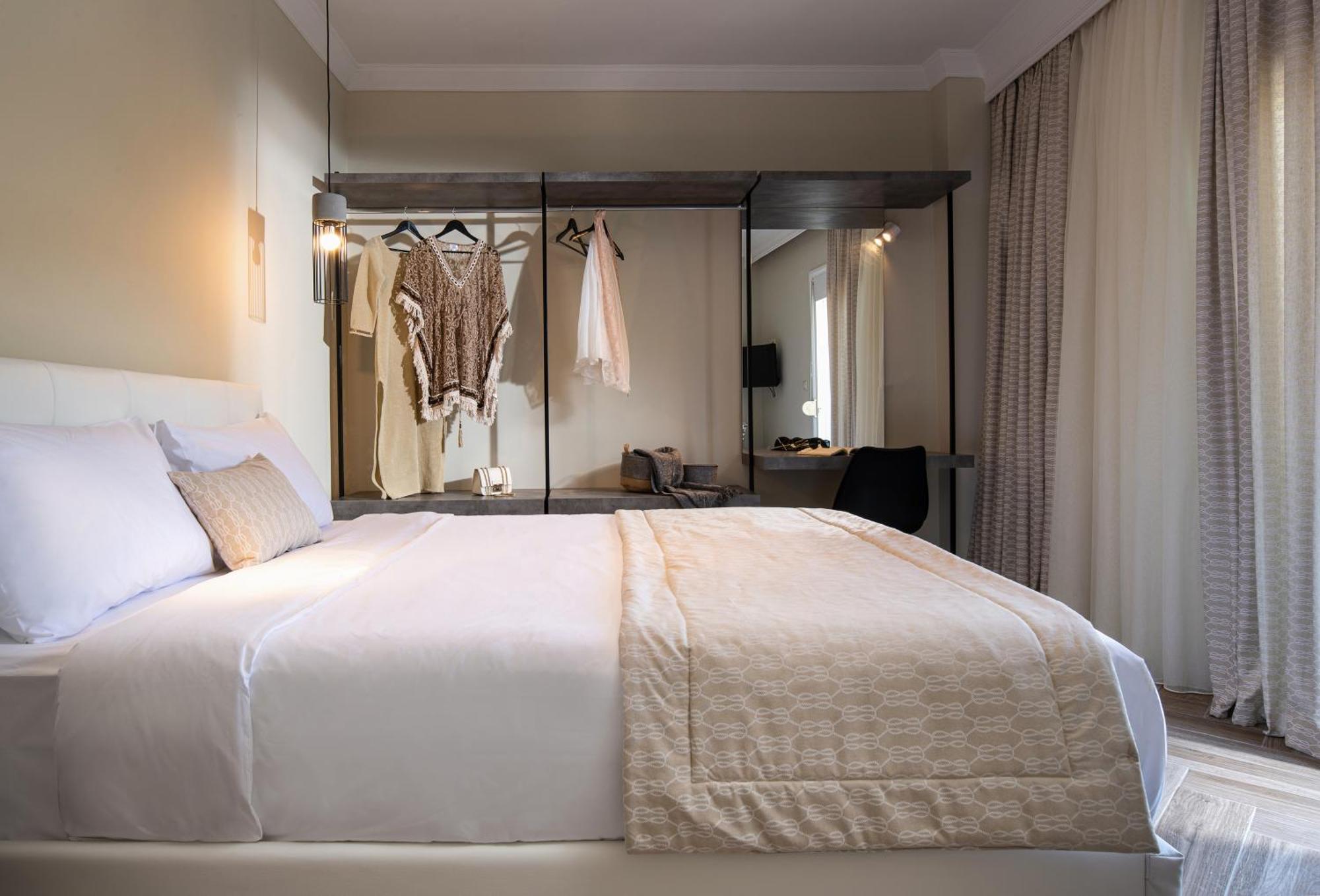Olenia Luxury Apartments 4 Neos Marmaras Exterior photo